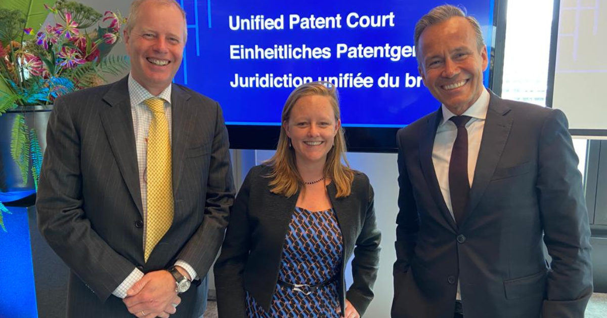 Ragnar Gustafsson, Marjolein Bronneman en Hugues Derème namens BOIP in Den Haag aanwezig bij de opening van de lokale divisie van het Unified Patent Court (UPC).